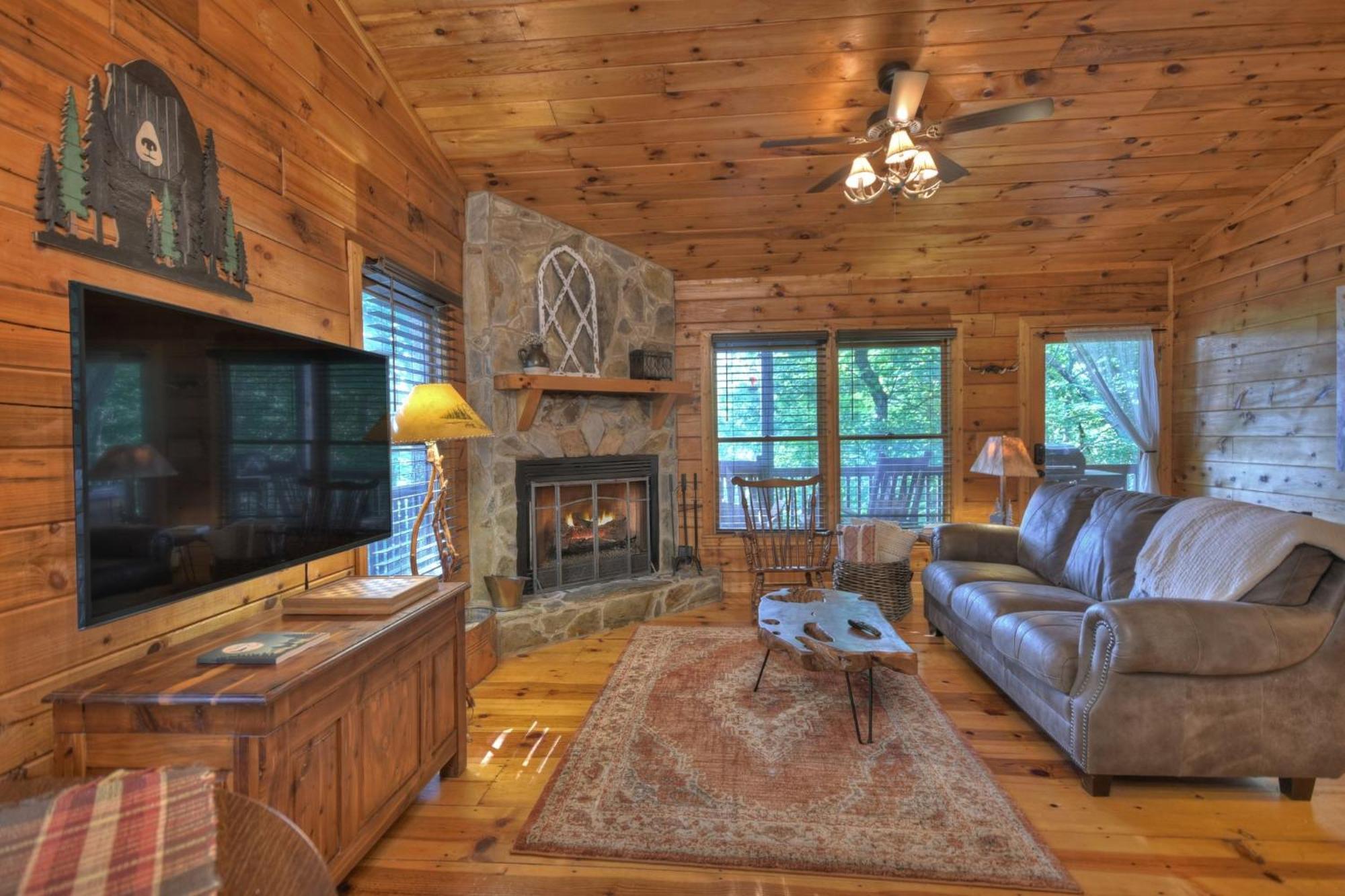 Bearfoot Ridge Wood-Burning Fireplace Cozy Hot Tub Serene Views Ellijay Ngoại thất bức ảnh